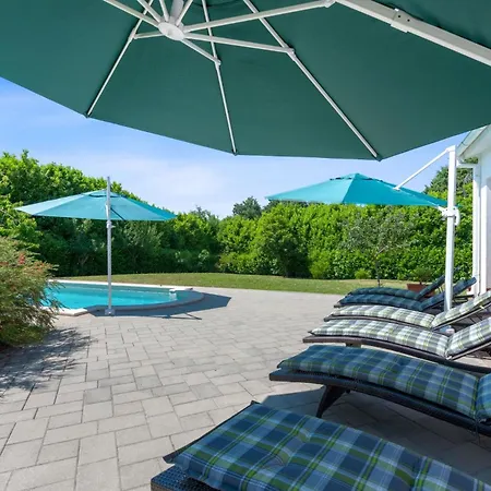 Villa Grosse Luxus-villa Fur 12 Personen Mit Pool, Jachuzzi Und Meeresnaehe *