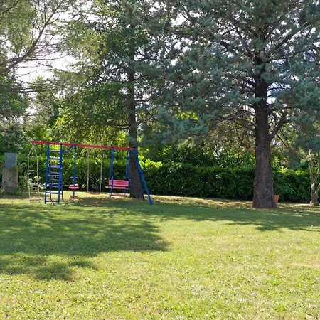Grosse Luxus-villa Fur 12 Personen Mit Pool, Jachuzzi Und Meeresnaehe